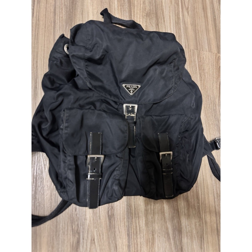 PRADA Vintage Black Tessuto Nylon Backpack Medium Triangle Logo Bag Italy 31